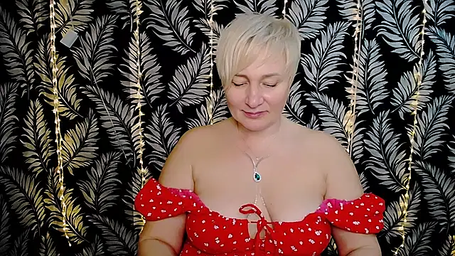 Snapshot of Olivia_playful chatting on February 14, 3:26 pm Olivia playful online show from February 14, 3:26 pm