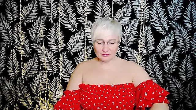 Olivia playful online show from July 24, 10:00 am