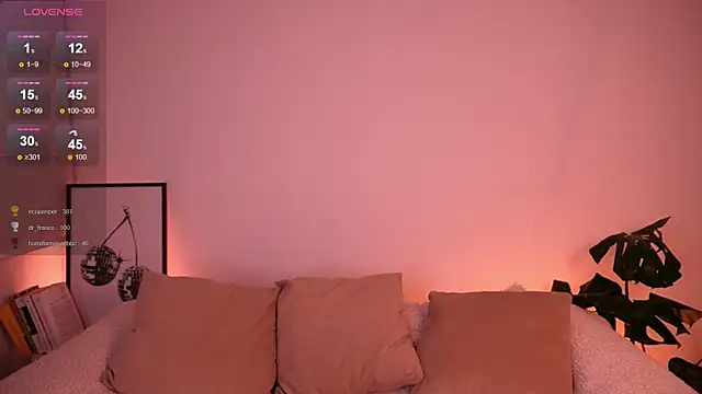 Snapshot of annie24_evans chatting on February 5, 2:08 am annie24 evans online show from February 5, 2:08 am