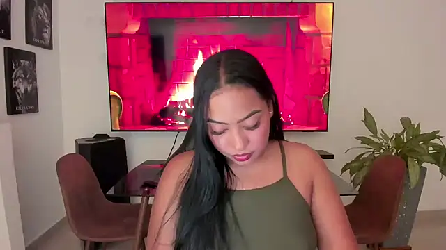 brunetenikole02 online show from October 24, 1:59 am