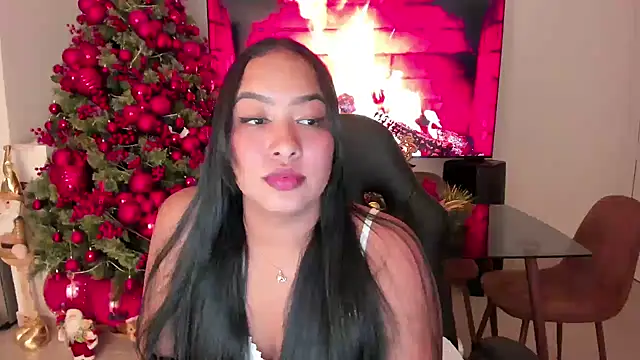 brunetenikole02 online show from December 19, 2:37 am