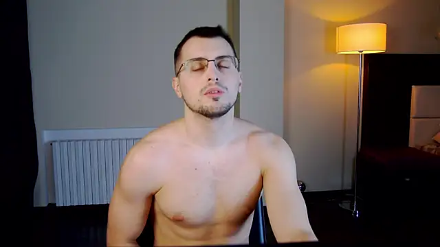 Friend12321 online show from February 16, 2:20 am