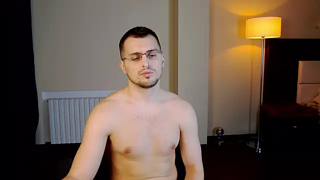 Friend12321 online show from February 16, 8:32 am