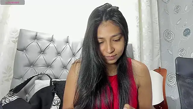 luna evaa online show from September 30, 1:39 pm