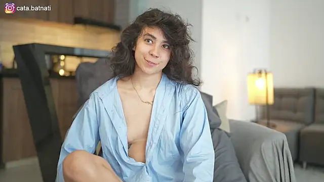 Snapshot of cata_batnati chatting on June 9, 2:29 pm cata batnati online show from June 9, 2:29 pm