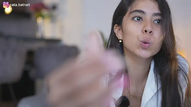 Snapshot of cata_batnati chatting on November 27, 4:29 pm cata batnati online show from November 27, 4:29 pm