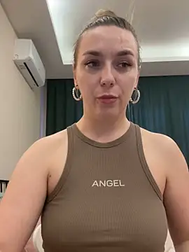 Snapshot of Janeee chatting on January 27, 1:41 pm Janeee online show from January 27, 1:41 pm