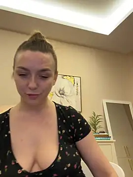 Snapshot of Janeee chatting on February 12, 4:33 pm Janeee online show from February 12, 4:33 pm