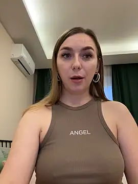 Snapshot of Janeee chatting on January 21, 2:15 pm Janeee online show from January 21, 2:15 pm