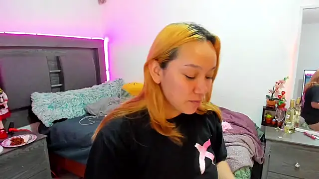 Cherrynoa online show from February 8, 3:04 am