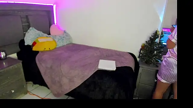 Cherrynoa online show from December 20, 2:47 am