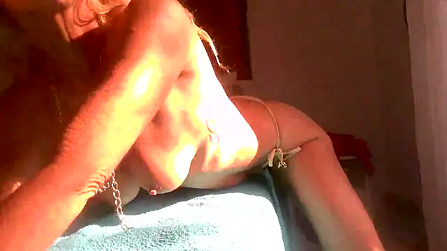 sexynini83 online show from November 13, 12:31 pm