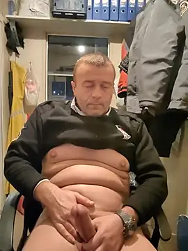 muscularsexy online show from December 19, 2:04 am