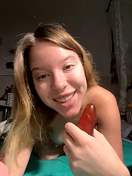 kimczii online show from October 27, 7:20 am