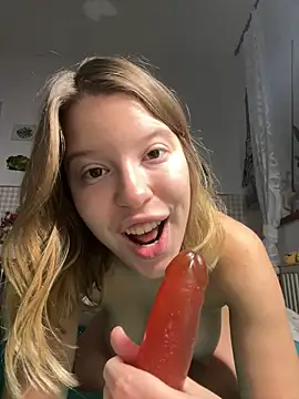 kimczii online show from October 31, 7:49 am