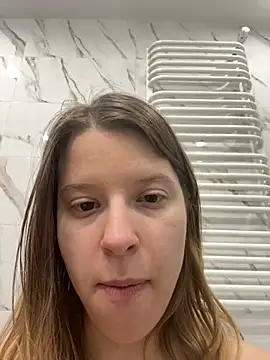 kimczii online show from February 5, 7:21 pm