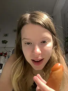kimczii online show from June 12, 6:22 am