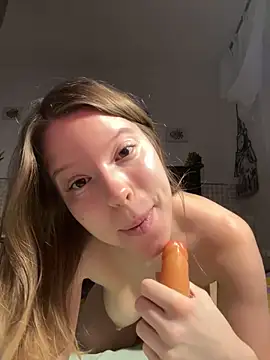 kimczii online show from March 6, 7:36 am