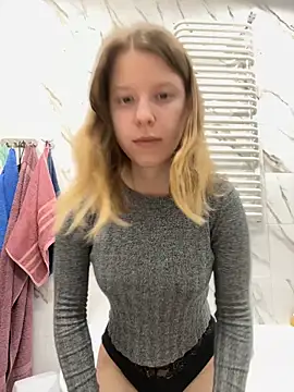 kimczii online show from April 23, 5:58 pm
