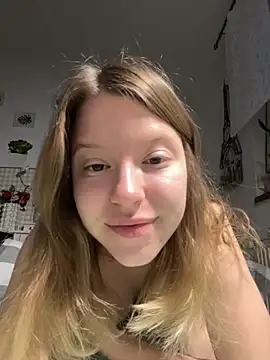 kimczii online show from May 21, 6:11 am