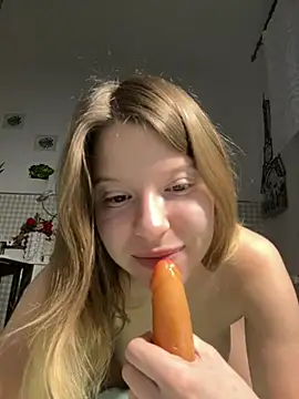 kimczii online show from April 14, 6:18 am