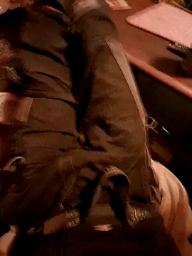 Snapshot of eddouxxx78 chatting on December 18, 4:33 pm eddouxxx78 online show from December 18, 4:33 pm