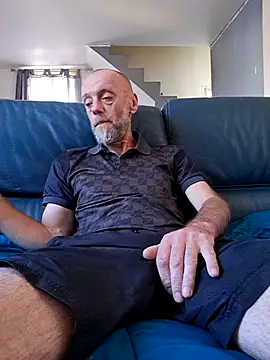 eddouxxx78 online show from August 6, 4:35 pm