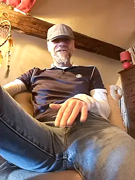 eddouxxx78 online show from April 26, 6:54 am