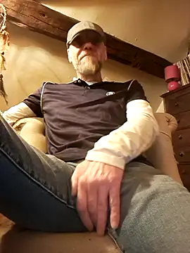 eddouxxx78 online show from April 24, 3:41 am