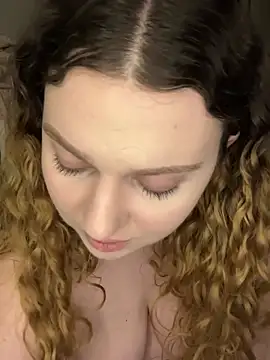 sashasommers online show from February 25, 9:42 am