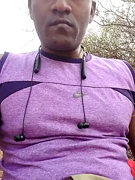 Snapshot of pritamkr69 chatting on March 4, 8:46 am pritamkr69 online show from March 4, 8:46 am