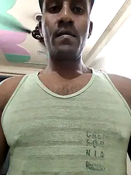 pritamkr69 online show from March 15, 4:47 pm