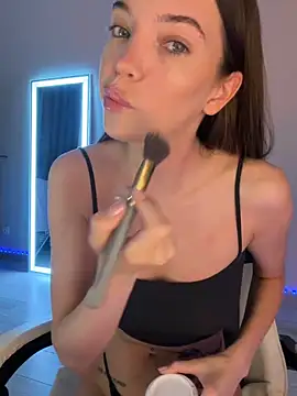 julia fly online show from April 15, 6:08 am