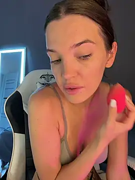 julia fly online show from July 1, 8:36 am