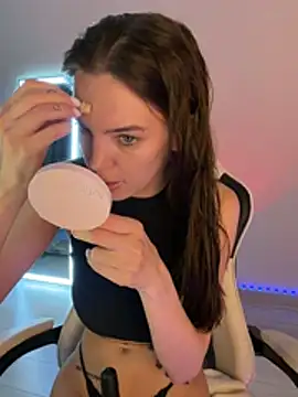 julia fly online show from March 21, 9:14 am