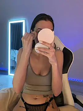 julia fly online show from April 6, 5:52 am