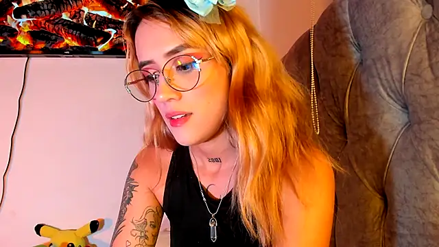 Sabrina Cole online show from November 5, 4:04 am