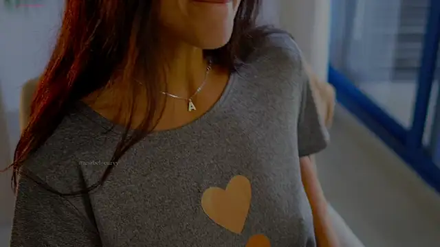 anabelcurvy online show from April 18, 8:16 am