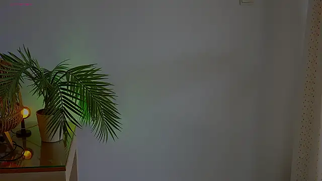 anabelcurvy online show from March 18, 2:52 pm