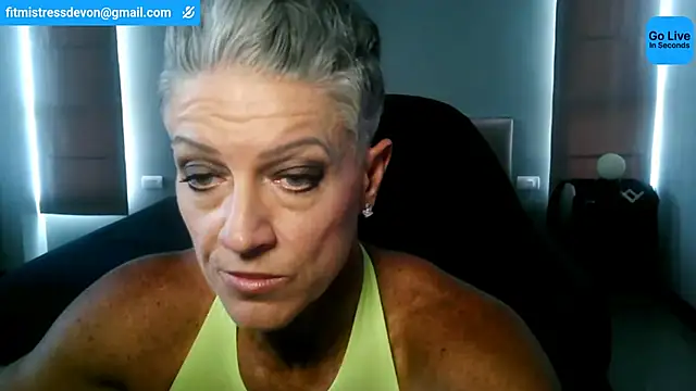 Snapshot of Devon2020 chatting on July 11, 8:58 am Devon2020 online show from July 11, 8:58 am
