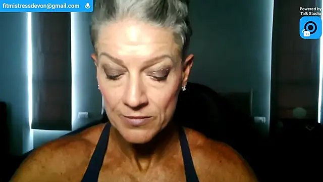 Snapshot of Devon2020 chatting on July 12, 9:54 am Devon2020 online show from July 12, 9:54 am