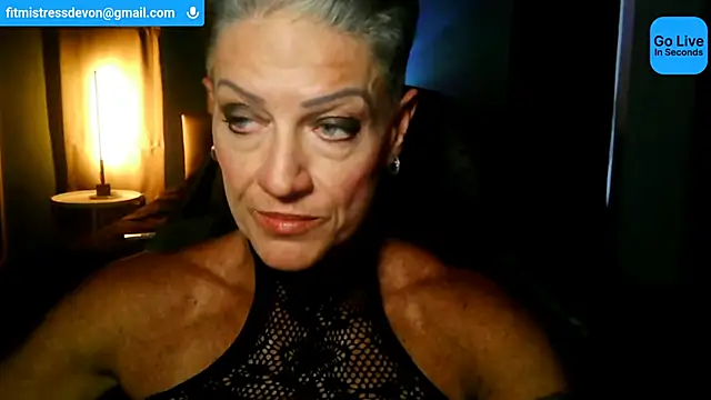 Snapshot of Devon2020 chatting on June 13, 11:52 am Devon2020 online show from June 13, 11:52 am