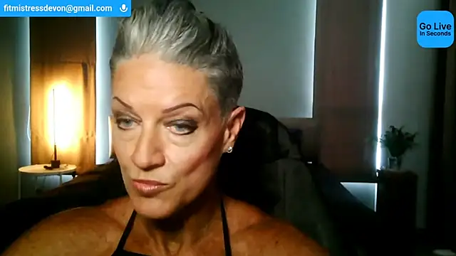 Snapshot of Devon2020 chatting on June 15, 10:37 am Devon2020 online show from June 15, 10:37 am
