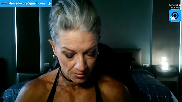 Snapshot of Devon2020 chatting on July 3, 11:06 am Devon2020 online show from July 3, 11:06 am