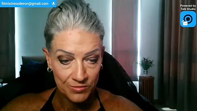 Snapshot of Devon2020 chatting on June 14, 9:54 am Devon2020 online show from June 14, 9:54 am