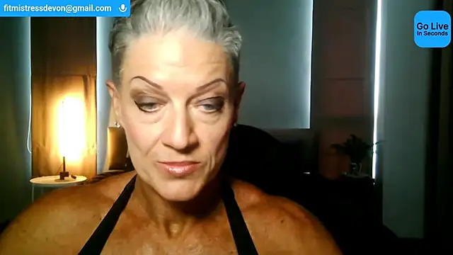 Snapshot of Devon2020 chatting on June 17, 8:47 am Devon2020 online show from June 17, 8:47 am