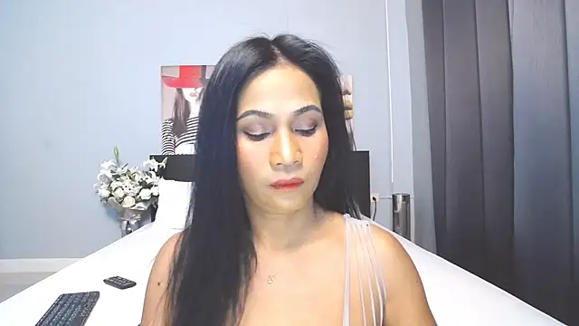 Hotbeebee online show from February 26, 2:19 am
