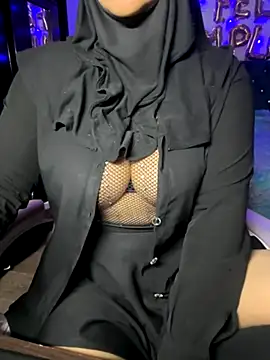 Snapshot of Jameela chatting on October 7, 9:38 pm Jameela online show from October 7, 9:38 pm