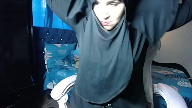 Snapshot of Jameela chatting on February 5, 10:22 pm Jameela online show from February 5, 10:22 pm