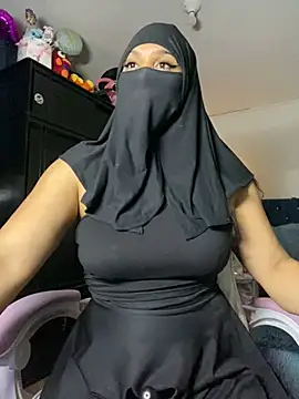 Snapshot of Jameela chatting on March 2, 11:06 pm Jameela online show from March 2, 11:06 pm